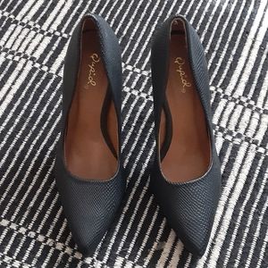 Faux Snake skin black stilettos